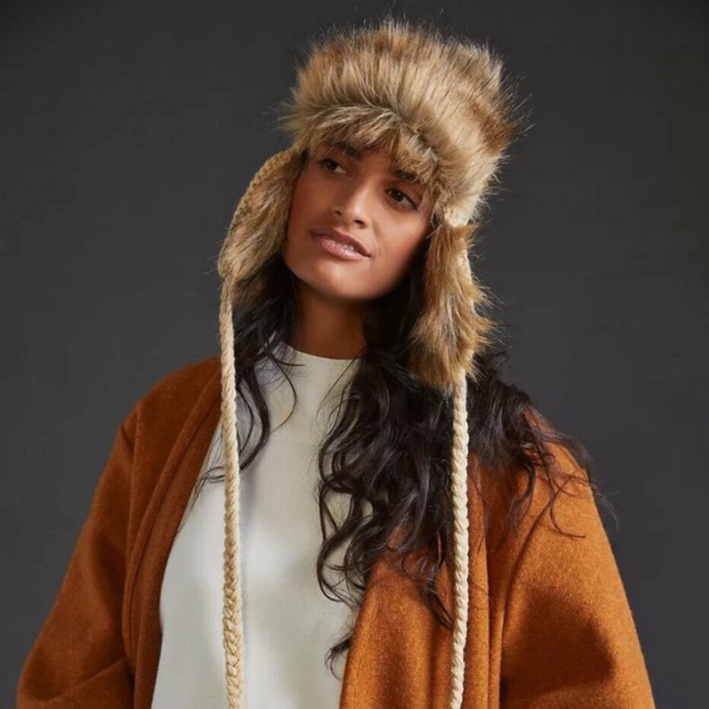 New🌟Anthropologie-knitted Fur Hat